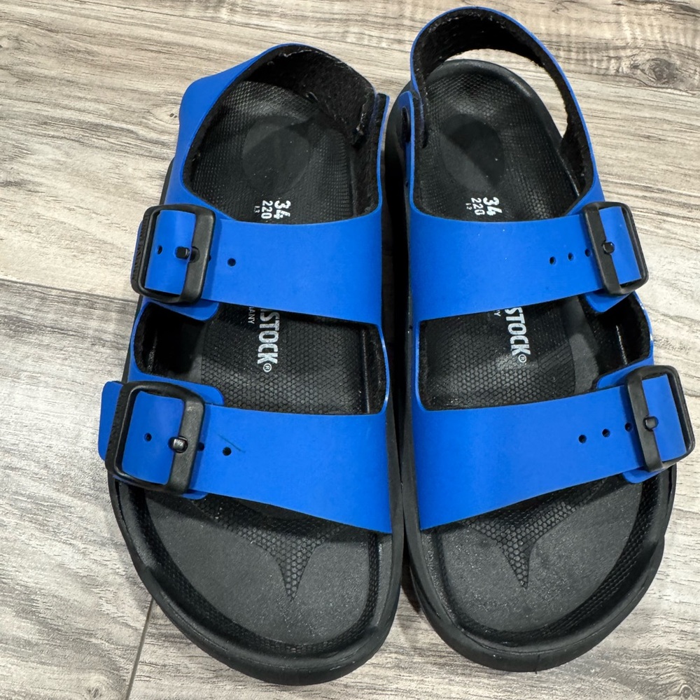 Birkenstock Kids Blue Sandals with Adjustable Straps size 3